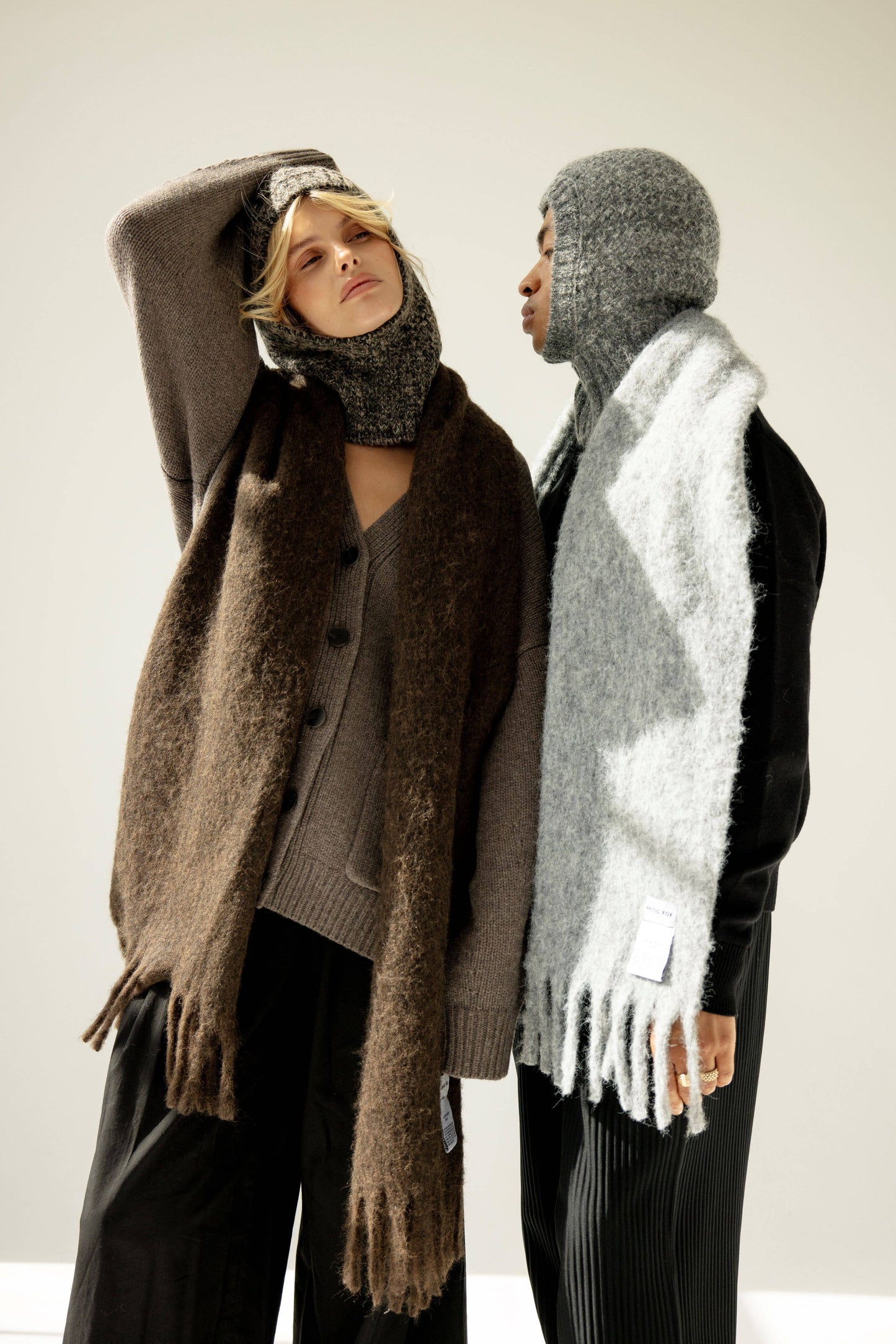 Arctic Fox & Co - The Reykjavik Scarf with RWS Wool - Dark Chocolate