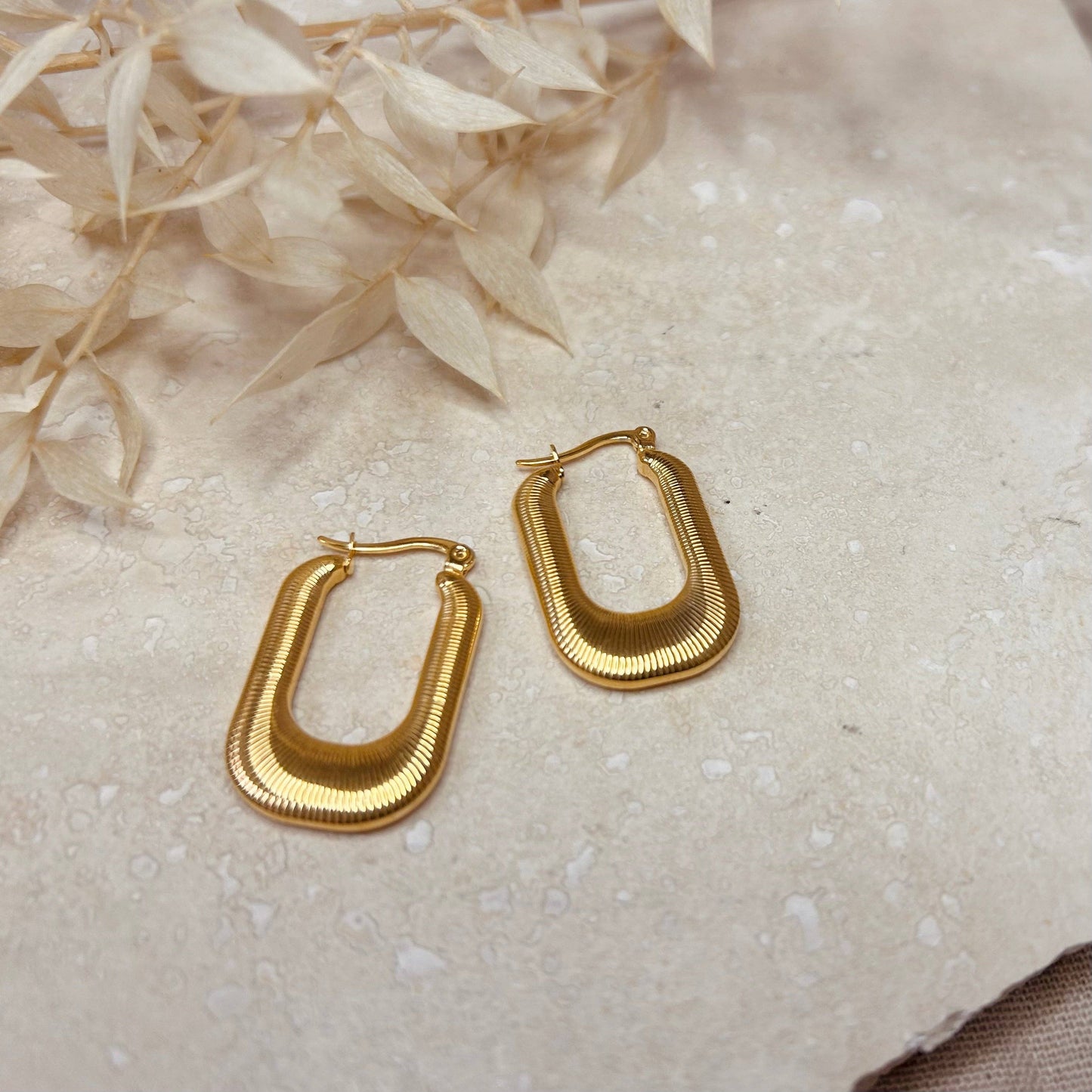 Little Nell - Everyday Georgia Hoop Earrings