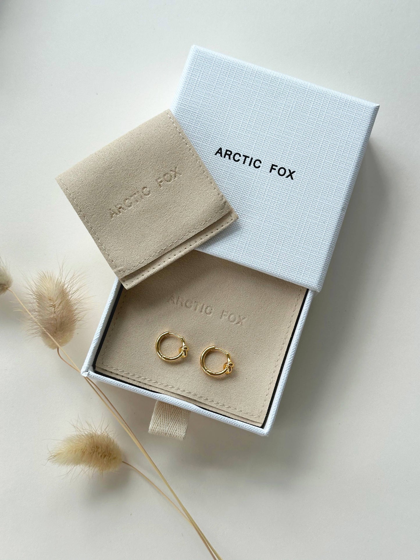 Arctic Fox & Co - ZOE - Easy Everyday Hoop Earrings Silver