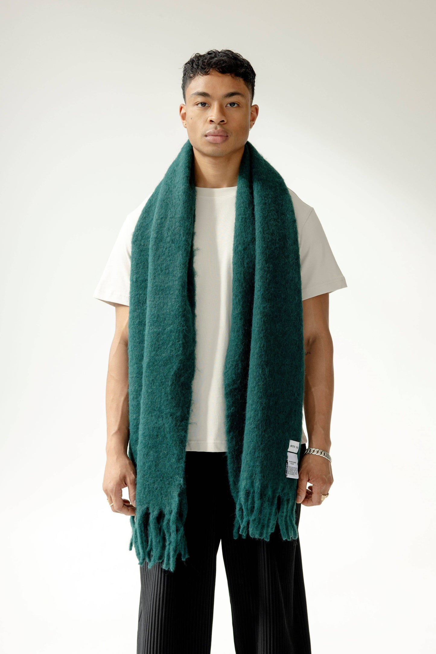 Arctic Fox & Co. - The Reykjavik Scarf with RWS Wool - Dark Forest