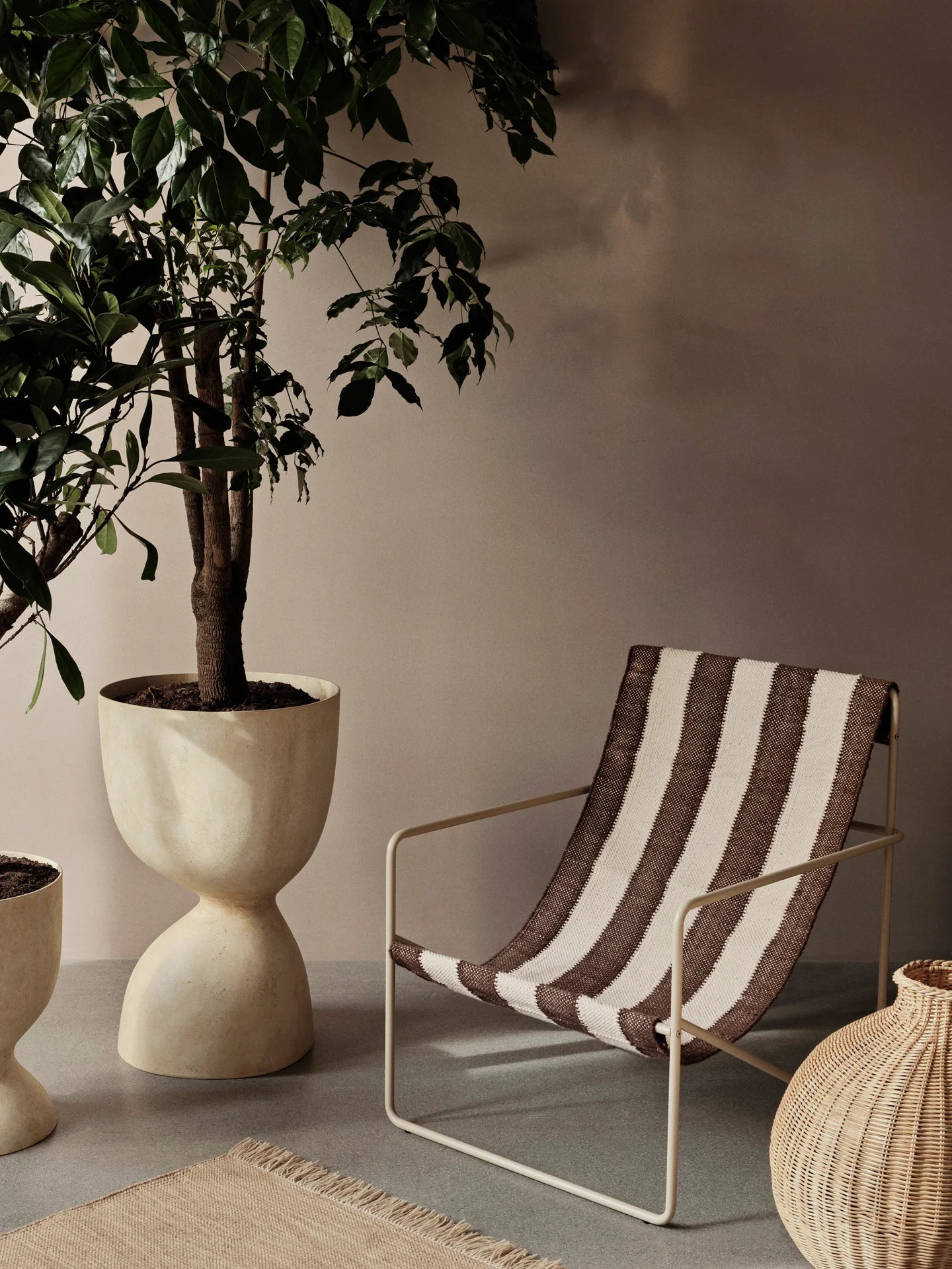 Ferm Living Tall Evoke Pot - Warm Sand