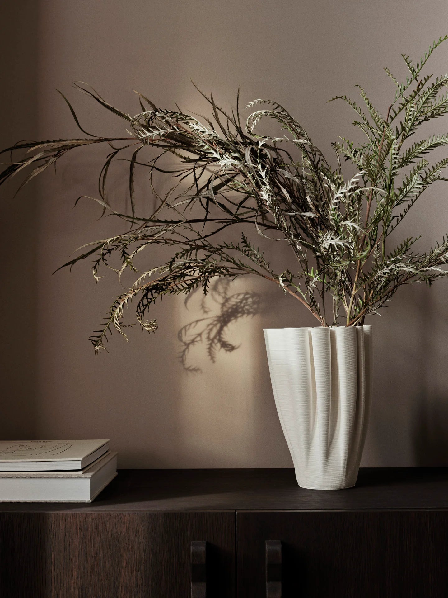 Ferm Living Dedali Vase - Off-White