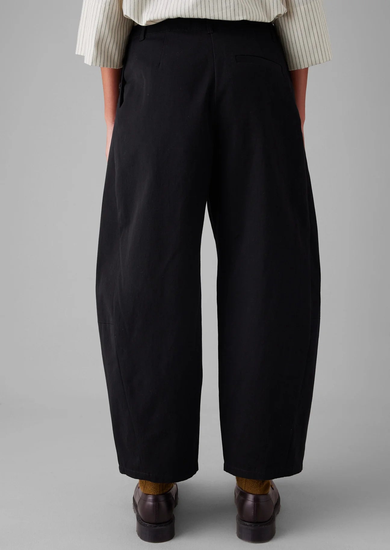 TOAST - Twisted Seam Cotton Linen Trousers - Black