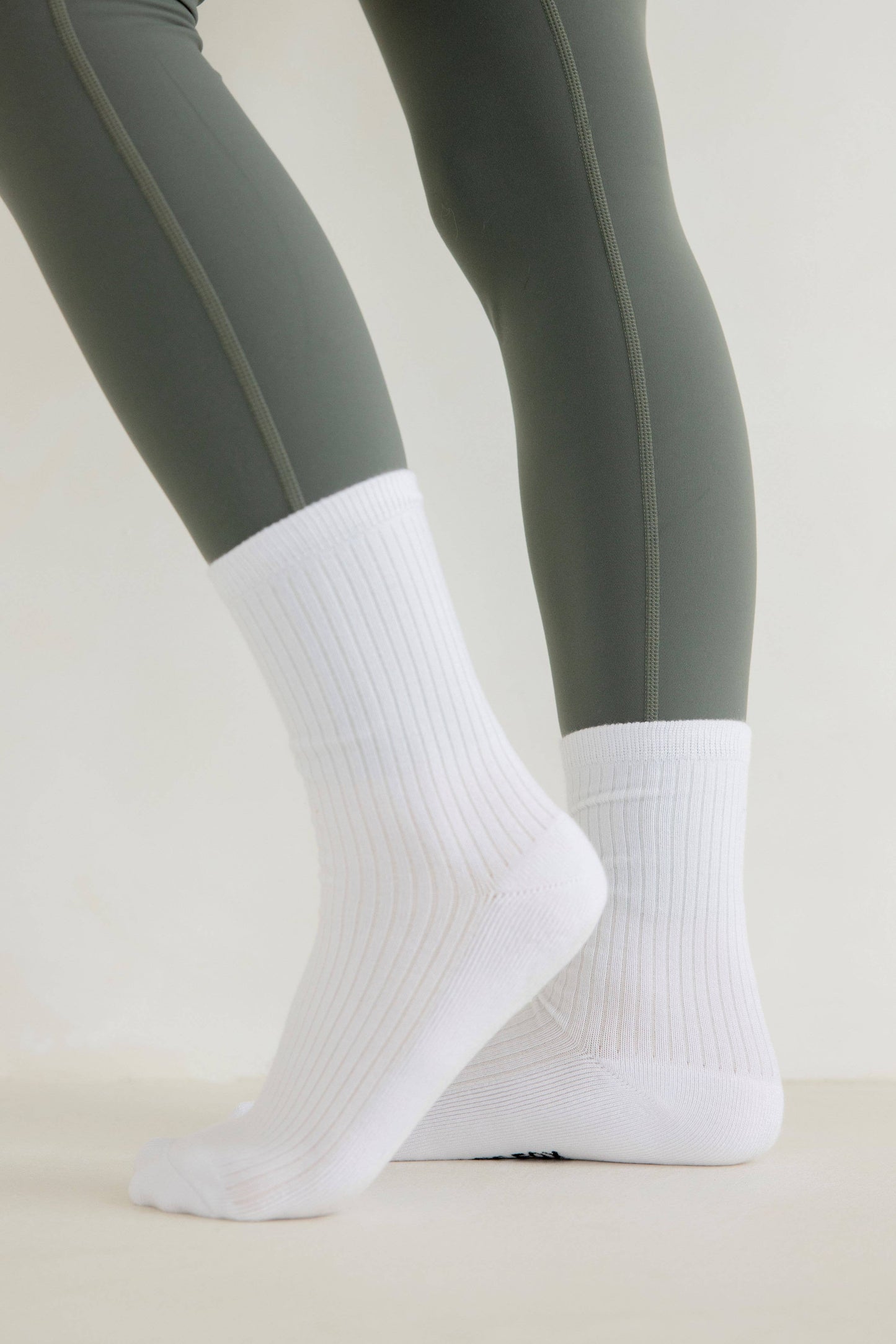 Arctic Fox & Co - The Everyday Socks - 100% Bamboo - White