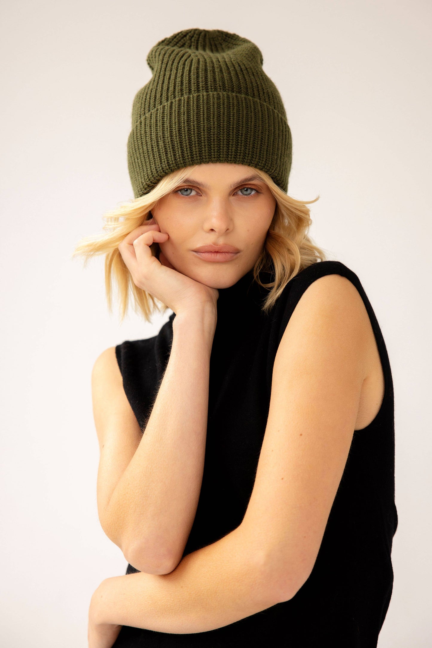 Arctic Fox & Co -  Merino Wool Beanie - Khaki Evergreen